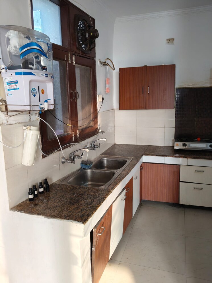 Kitchen, surya-towers-zirakpur 2 Bedroom 1250 Sq.Ft. Apartment In Lohgarh Zirakpur 9387787