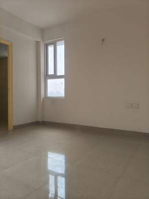Room in 2 BHK Apartment at Zara Rossa, Sector 112 – for Rent
