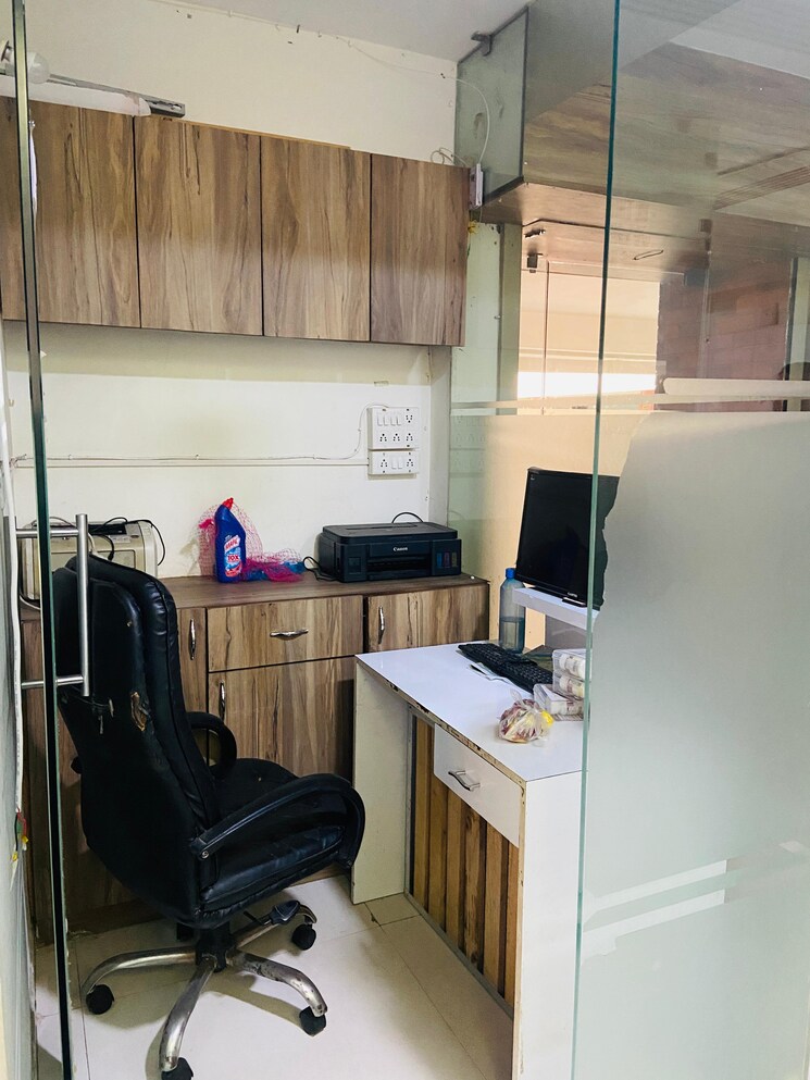 Kitchen, iscon-emporio Commercial Office Space 1506 Sq.Ft. In Jodhpur Ahmedabad 9387792