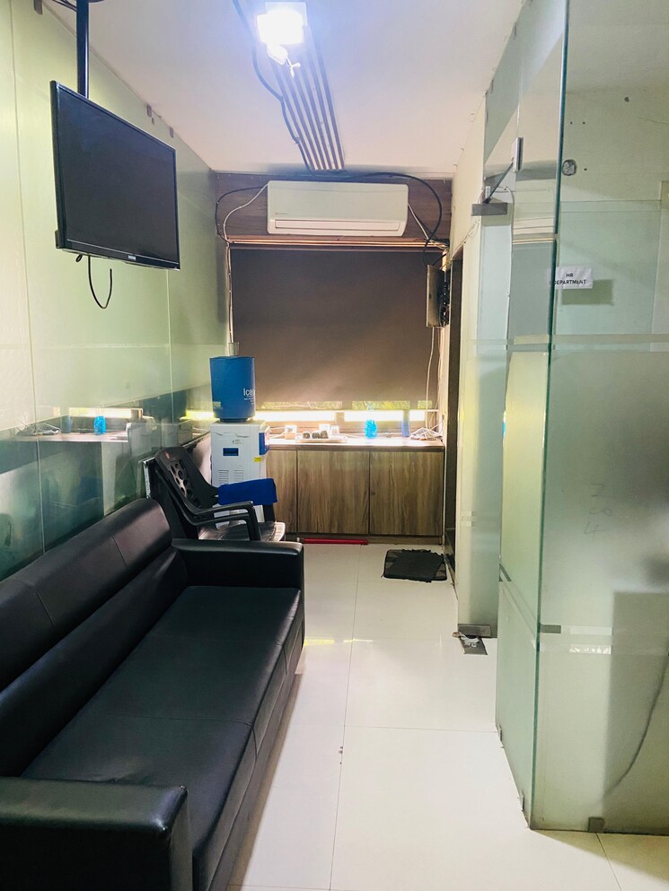 Kitchen, iscon-emporio Commercial Office Space 1506 Sq.Ft. In Jodhpur Ahmedabad 9387792