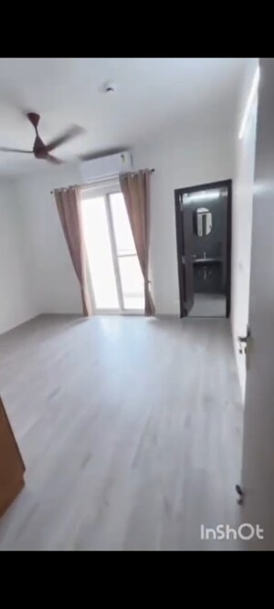 Room in 2 BHK Apartment at Hero Homes Gurgaon, Sector 104 – for Rent