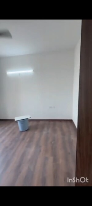 Room in 2 BHK Apartment at Hero Homes Gurgaon, Sector 104 – for Rent