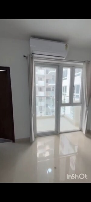 Room in 2 BHK Apartment at Hero Homes Gurgaon, Sector 104 – for Rent