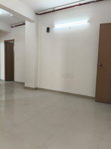 Room in 2 BHK Apartment at Zara Rossa, Sector 112 – for Rent