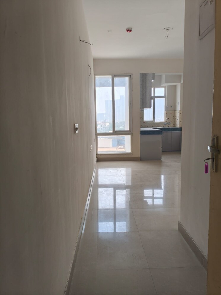 Room, zara-rossa 2 Bedroom 513 Sq.Ft. Apartment In Sector 112 Gurgaon 9387810