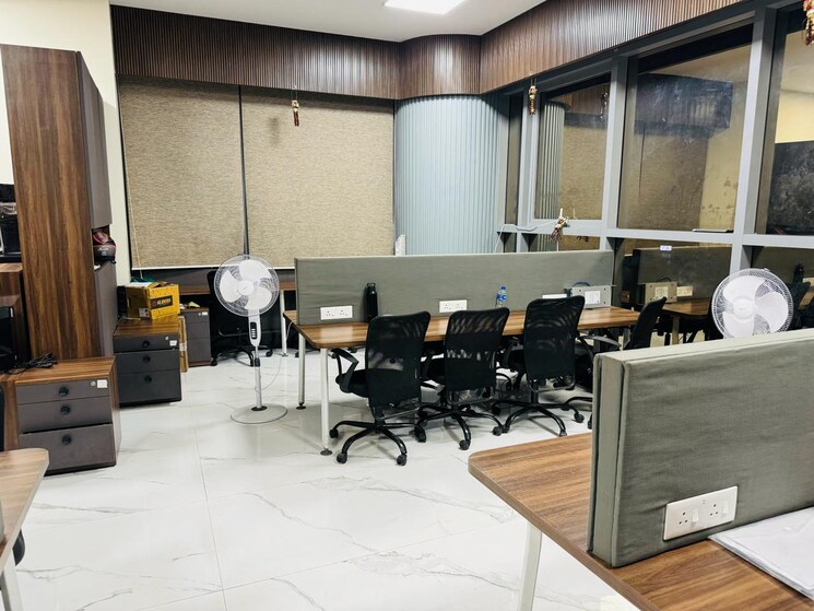 Team Area, gajra-g-square-business-park Commercial Office Space 3000 Sq.Ft. In Vashi Sector 30a Navi Mumbai 9387833