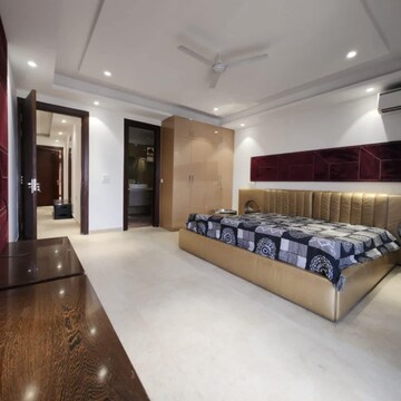 Bedroom in 4 BHK Builder Floor at Kohli One Malibu Town, Malibu Town – for Rent