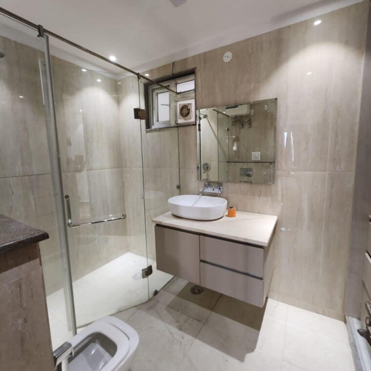 Bathroom, kohli-one-malibu-town 4 Bedroom 3000 Sq.Ft. Builder Floor In Malibu Town Gurgaon 9387879