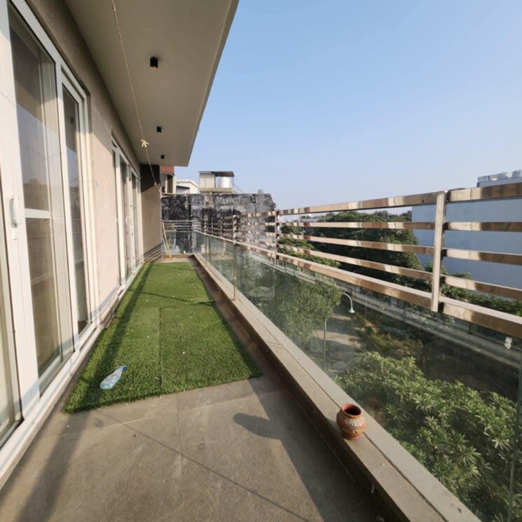 Balcony, kohli-one-malibu-town 4 Bedroom 3000 Sq.Ft. Builder Floor In Malibu Town Gurgaon 9387879