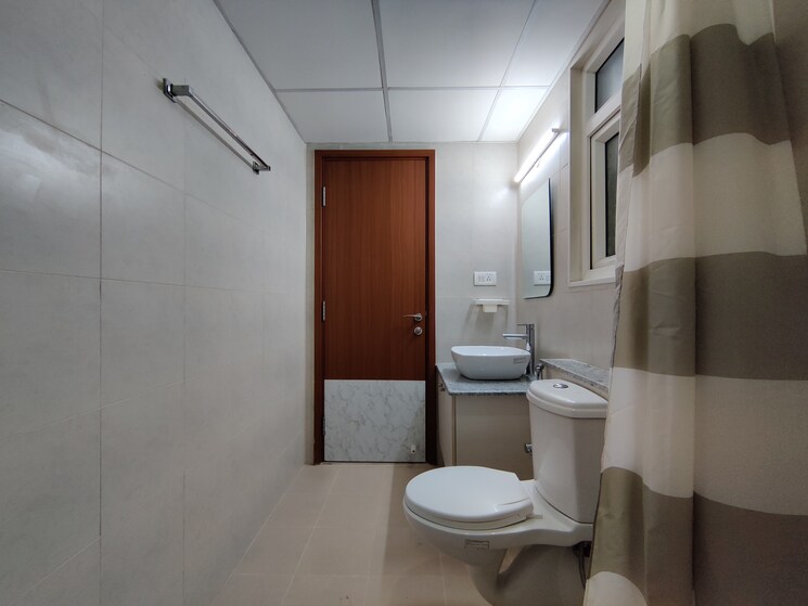 Bathroom, bhartiya-nikoo-homes-phase-2 3 Bedroom 1635 Sq.Ft. Apartment In Thanisandra Main Road Bangalore 9387839