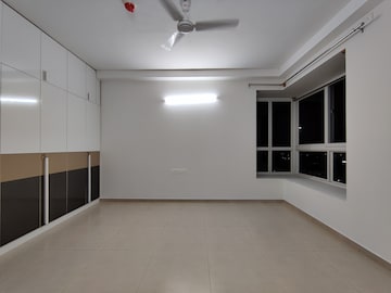 Room in 3 BHK Apartment at Bhartiya Nikoo Homes Phase 2, Thanisandra Main Road – for Rent