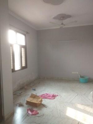 Hall in 2 BHK Builder Floor at South Patel Nagar – for Rent