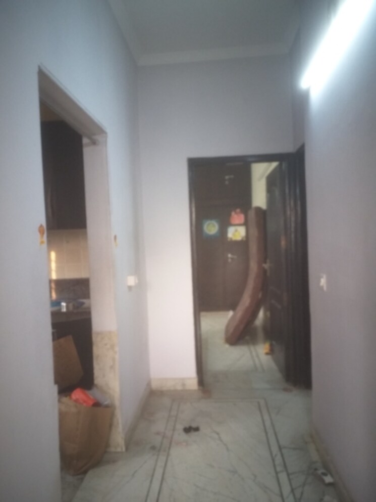 undefined, south patel nagar 2 Bedroom 1380 Sq.Ft. Builder Floor In South Patel Nagar Delhi 9387913