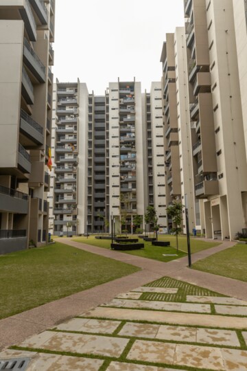 3 BHK Apartment For Rent in Myscape Sanctuary, Hafeezpet