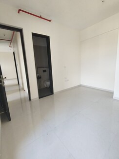 1.5 BHK Apartment For Sale in Sheth Zuri
