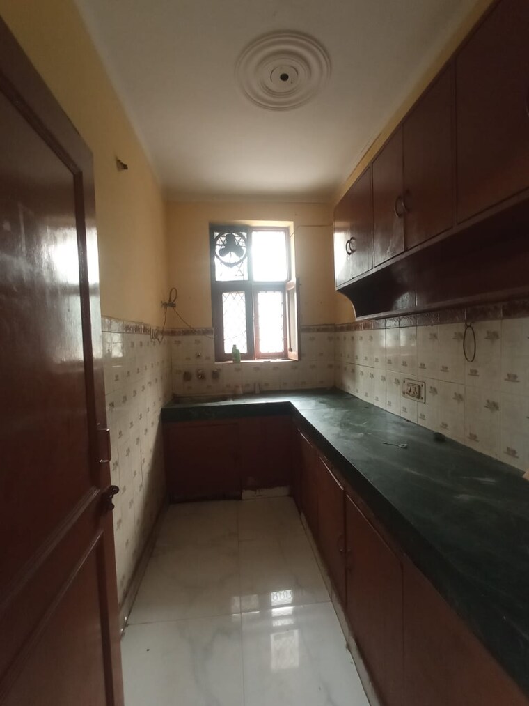 Kitchen, ashoka enclave 2 Bedroom 180 Sq.Ft. Builder Floor In Ashoka Enclave Faridabad 9387939