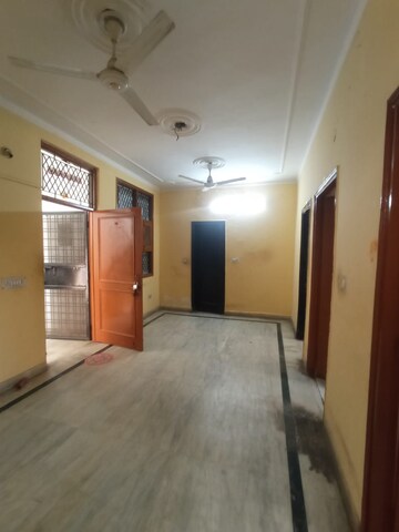Room in 2 BHK Builder Floor at Ashoka Enclave – for Rent