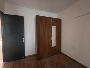 Room in 3 BHK Builder Floor at Signature Global Park 4 and 5, Sohna Sector 36 – for Rent
