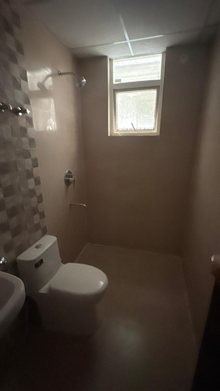 Bathroom, signature-global-park-4-and-5 3 Bedroom 1120 Sq.Ft. Builder Floor In Sohna Sector 36 Gurgaon 9387936