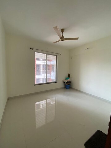Room in 2 BHK Apartment at Vision Indramegh, Tathawade – for Rent