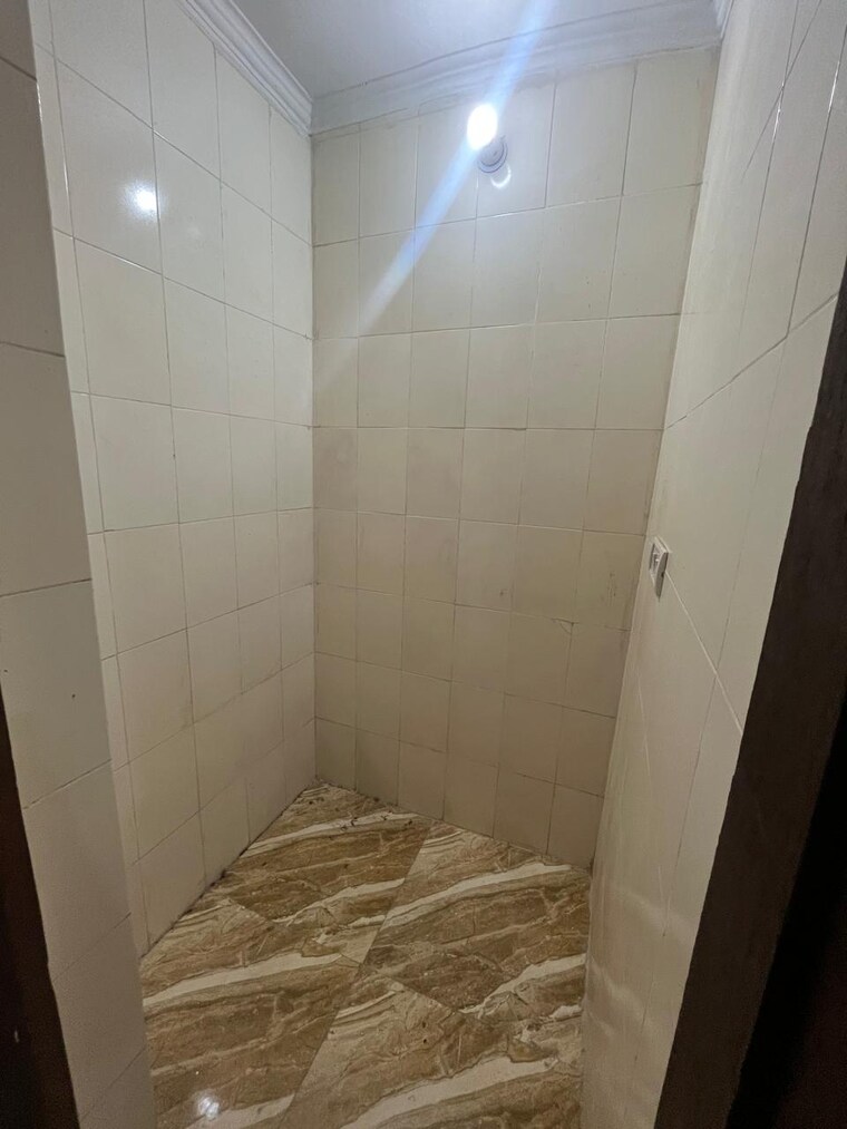 Bathroom, saket 2 Bedroom 1200 Sq.Ft. Builder Floor In Saket Delhi 9387988