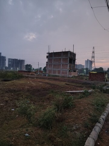  Plot For Sale in Sector 80