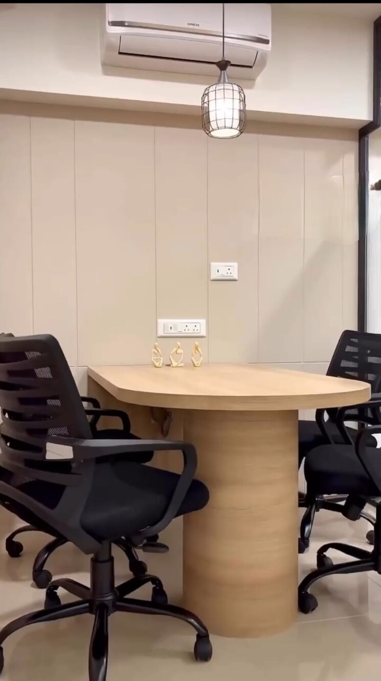 Team Area, swati-trinity Commercial Office Space 764 Sq.Ft. In Shela Ahmedabad 9387978