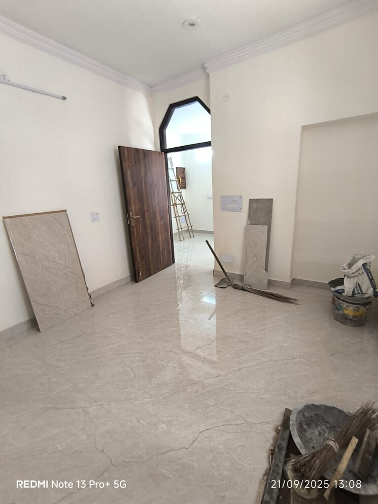 Living Room, saket 1.5 Bedroom 450 Sq.Ft. Builder Floor In Saket Delhi 9388060