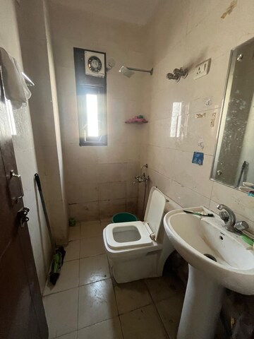 Bathroom in 1.5 BHK Builder Floor at Saket – for Rent