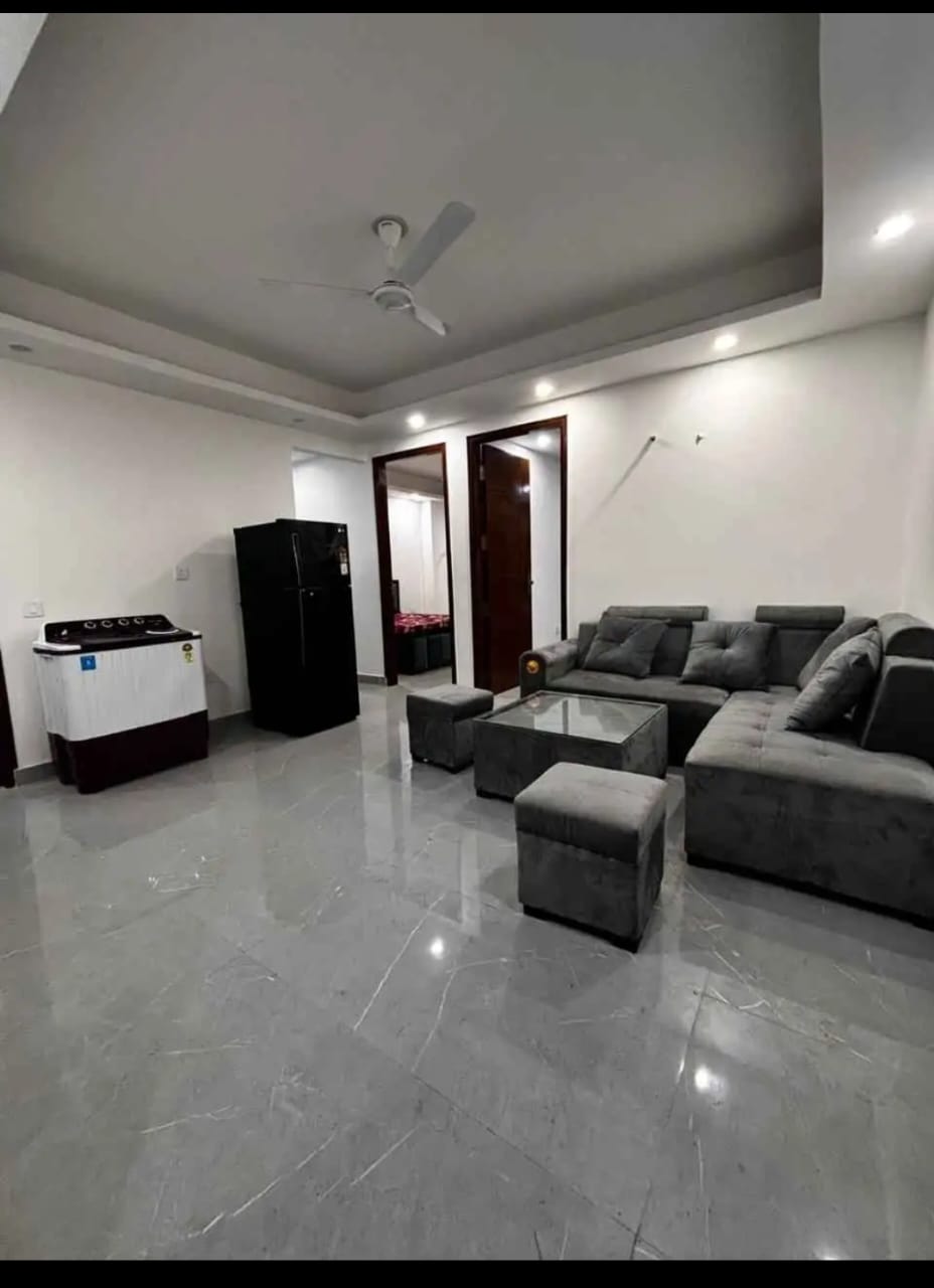 1 BHK Builder Floor For Rent in Saket
