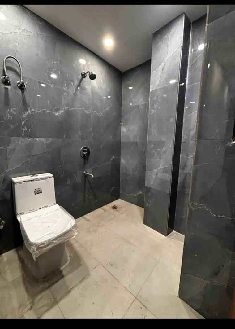 Bathroom, saket 1 Bedroom 450 Sq.Ft. Builder Floor In Saket Delhi 9388021