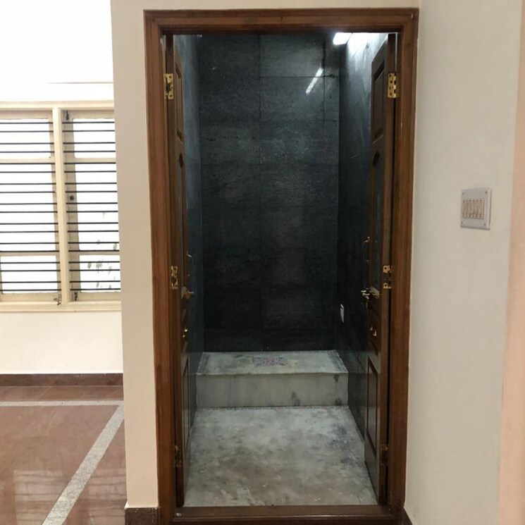 Room, padmanabha nagar 3 Bedroom 1300 Sq.Ft. Apartment In Padmanabha Nagar Bangalore 9388025