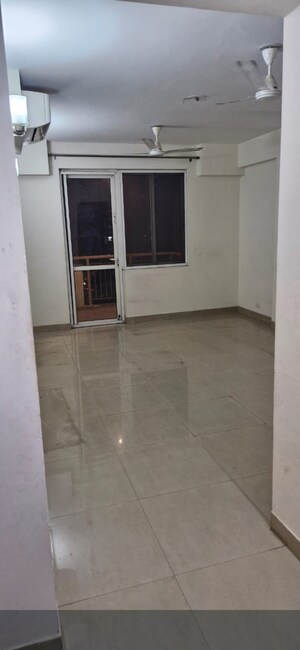 Room in 2 BHK Apartment at M3M Woodshire, Sector 107 – for Rent