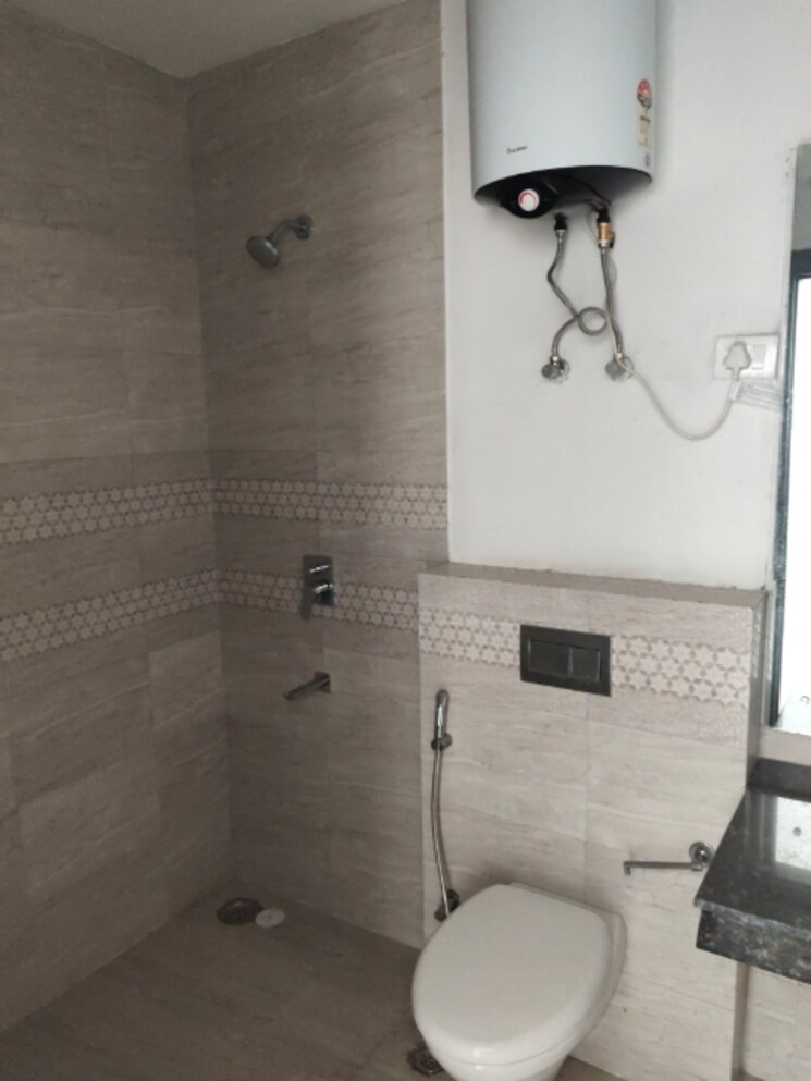 Bathroom, ats-le-grandiose 3 Bedroom 2000 Sq.Ft. Apartment In Sector 150 Noida 9388100