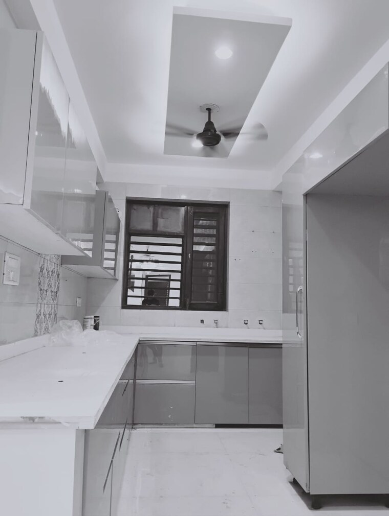 Kitchen, sector 37 3 Bedroom 250 Sq.Ft. Builder Floor In Sector 37 Faridabad 9388040