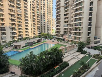 2.5 BHK Apartment For Sale in Gaur City 2 - 16th Avenue, Sector 16c Greater Noida