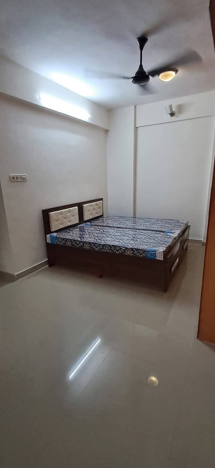 Bedroom, powai Pg For Boys & Girls In Powai 9388050