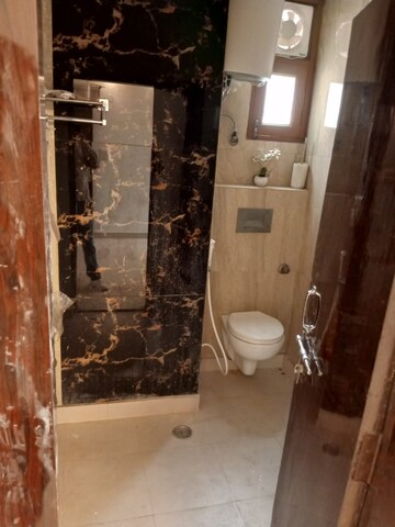 Bathroom in 4 BHK Apartment at Sector 9 Dwarka – for Rent