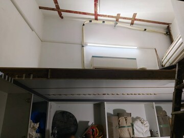  Office Space For Rent in Malad East