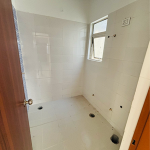 Bathroom in 4 BHK Builder Floor at Sare Springview Floors, Lal Kuan – for Sale