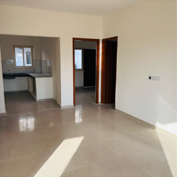 Room in 4 BHK Builder Floor at Sare Springview Floors, Lal Kuan – for Sale