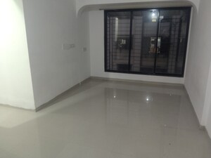 Room in 2 BHK Apartment at Vaibhav CHS Goregaon, Goregaon West – for Rent