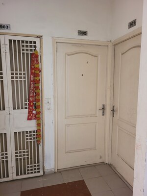 2 BHK Apartment – Entrance View at Pyramid Urban Homes 2, Sector 86 - for Rent