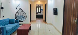Building Lobby in 4 BHK Builder Floor at Sector 43 – for Rent