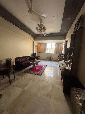 3 BHK Apartment For Sale in Churchgate