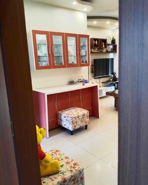 Room in 2.5 BHK Builder Floor at Sector 33 – for Rent