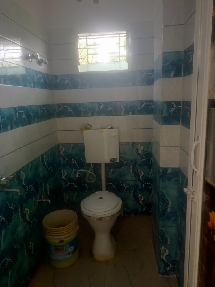 Attached Bathroom, dum dum 2 Bedroom 730 Sq.Ft. Apartment In Dum Dum Kolkata 9388202