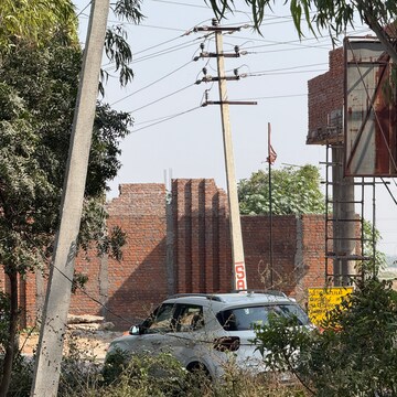  Plot – Exterior View View at Sector 14 - for Sale