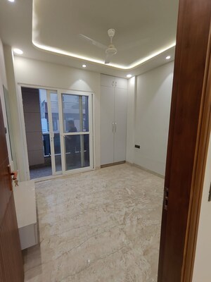 Room in 2 BHK Builder Floor at Subhash Nagar – for Rent