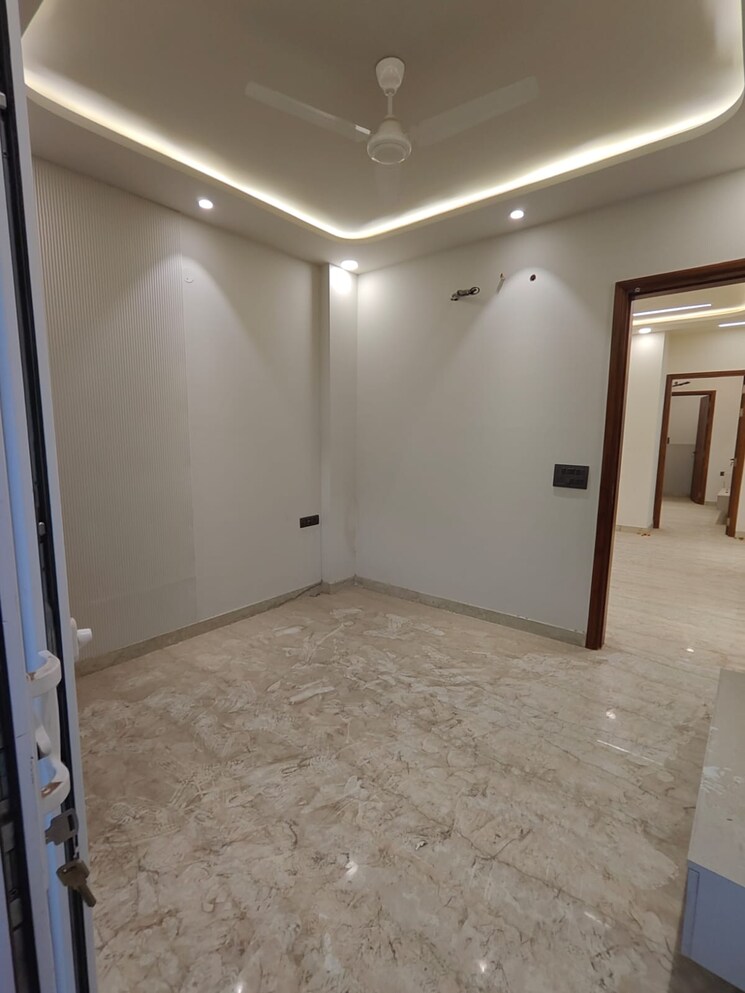 Room, subhash nagar 2 Bedroom 900 Sq.Ft. Builder Floor In Subhash Nagar Delhi 9388178